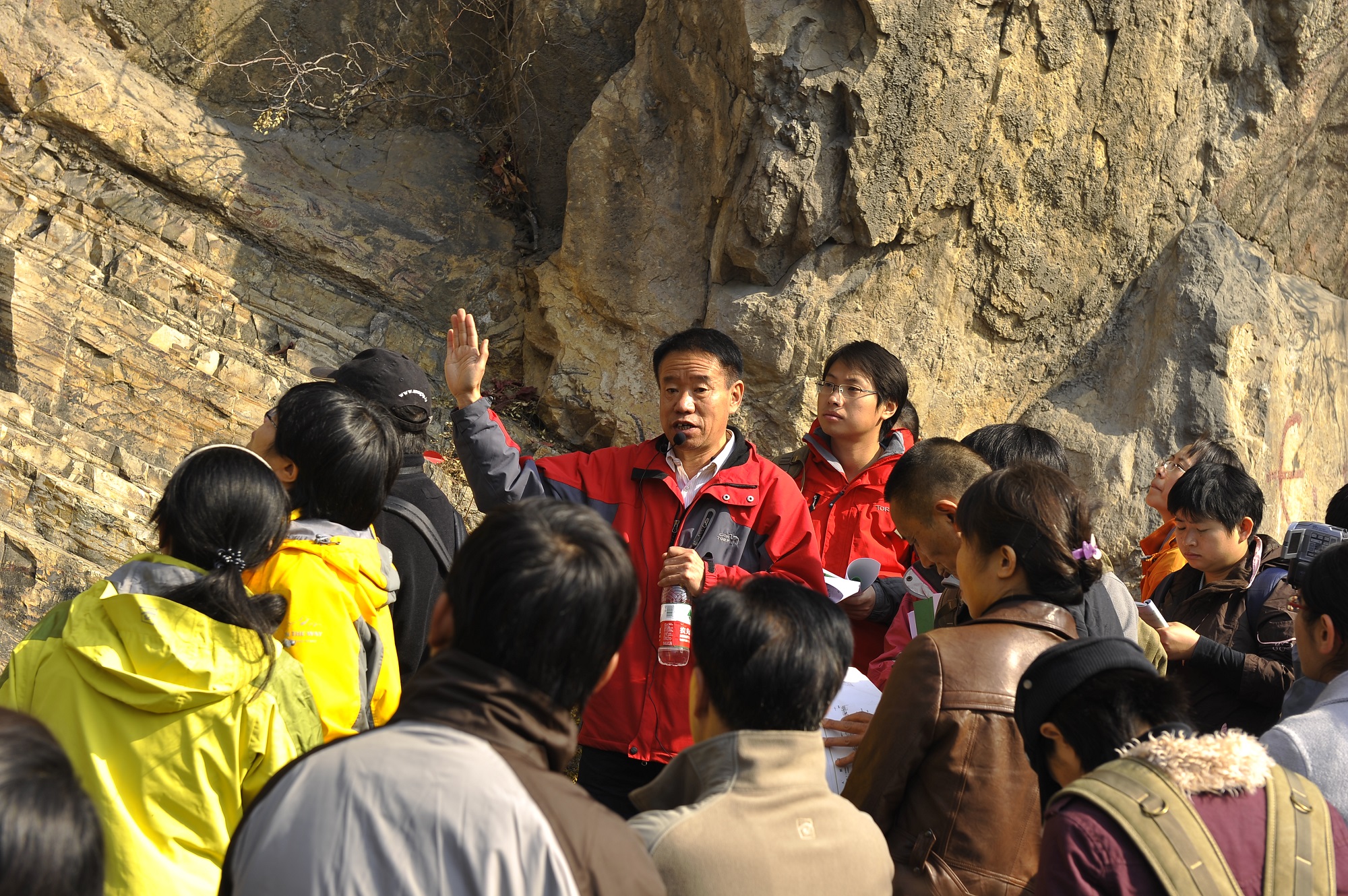 2.首届“岩溶地下水调查”技能竞赛.jpg/
