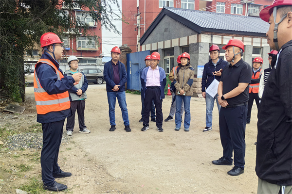 1730273347233.jpg 47 20240927(沙特)刘少敏实地调研北京市地面沉降监测网建设工程项目施工现场 (4).jpg