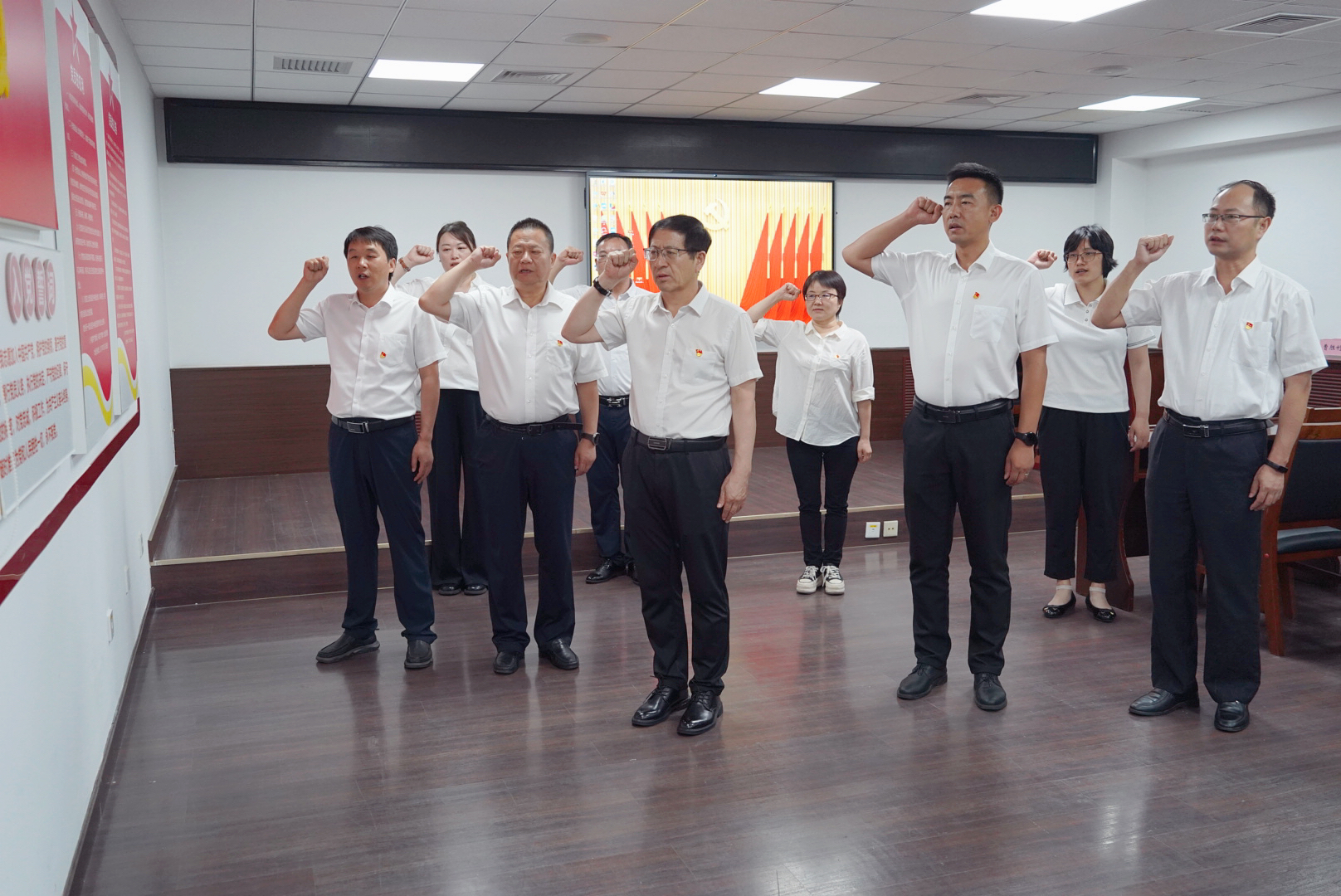 1753847010643.jpg 1753847010643.jpg