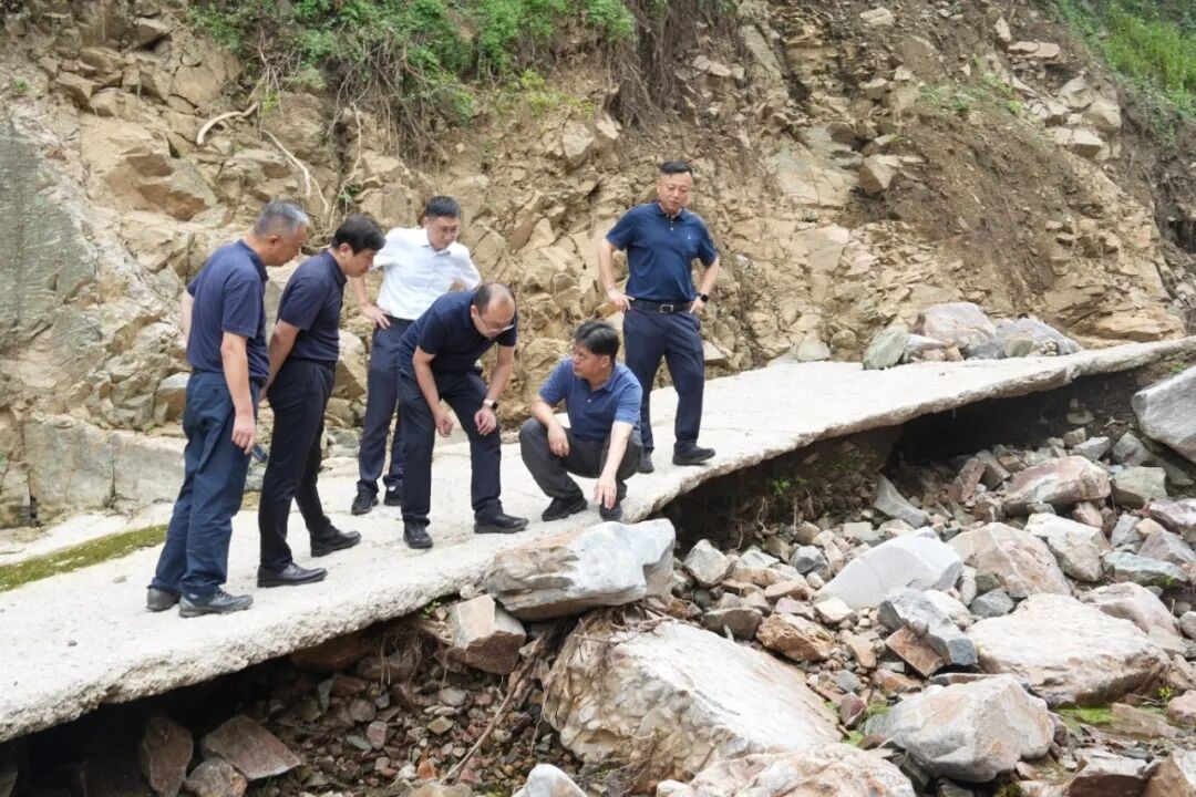 1759999425762.jpg 微信图片_2025-10-09_164238_043.jpg